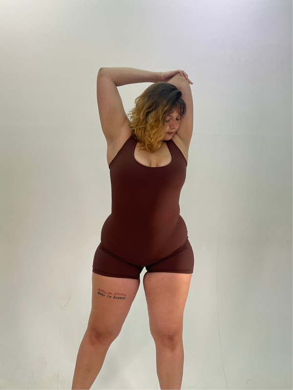 Macaquinho Halter Neck Marrom - Holygang